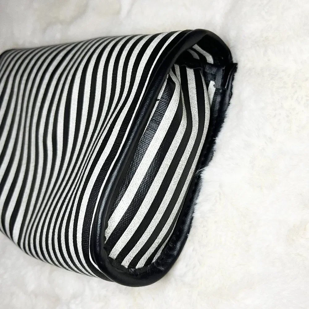 Oscar De La‎ Renta Black And White Striped Cosmetic Bag NWOT